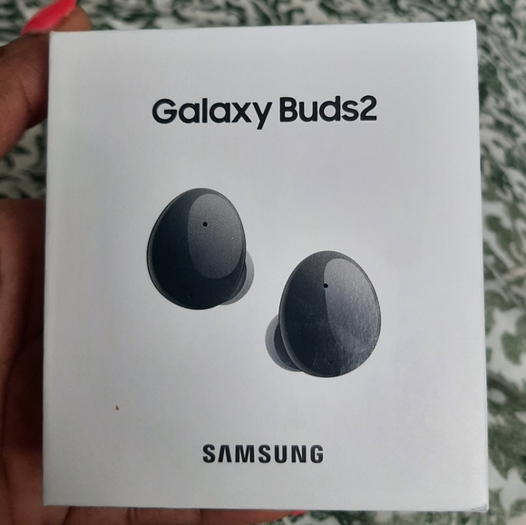 Wireless Earbuds - Picture 2 of 6